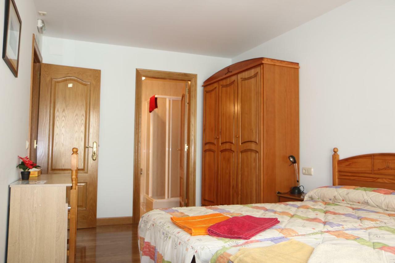 Hostal La Plaza Пуэнте-ла-Рейна Экстерьер фото