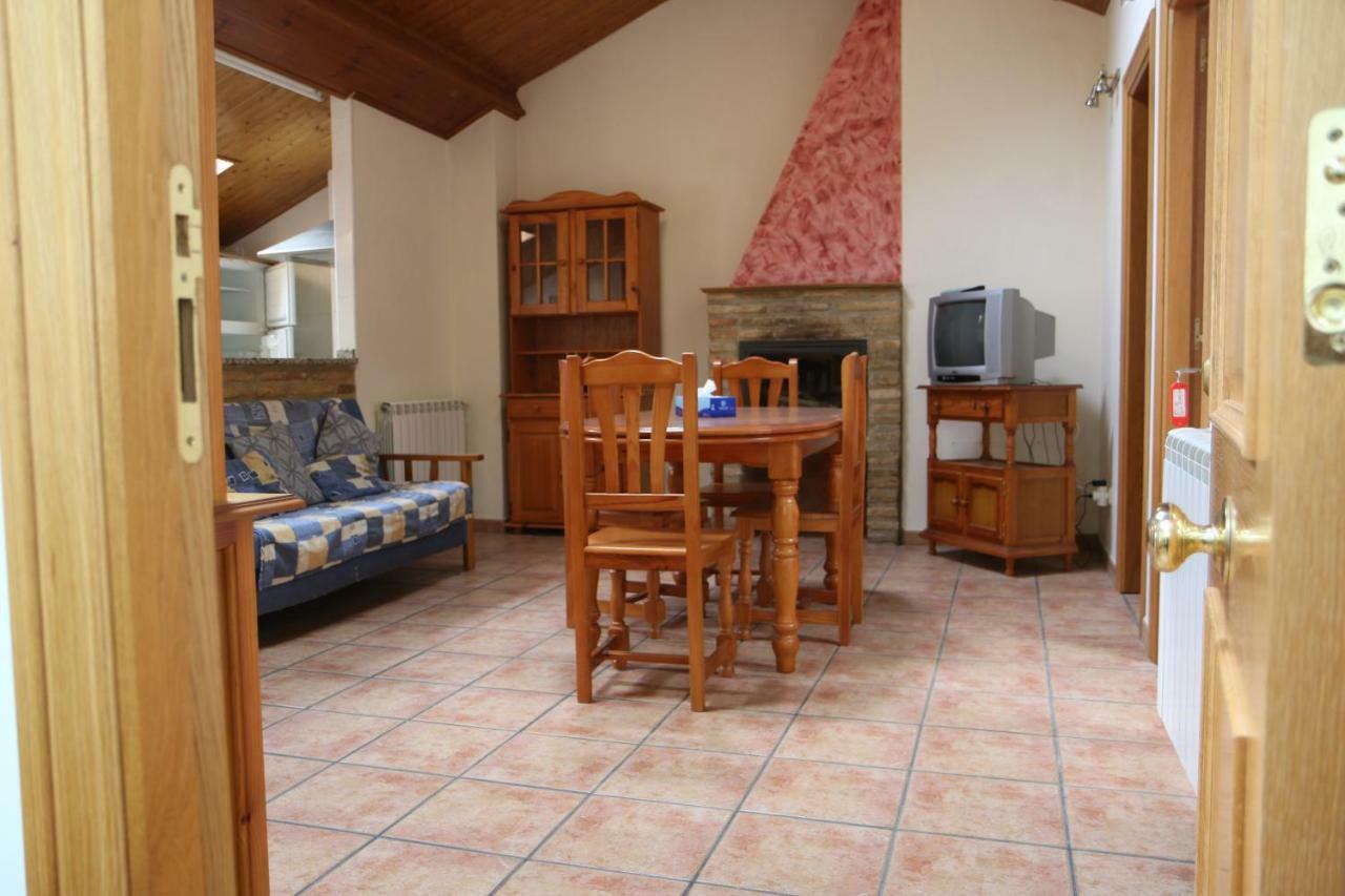 Hostal La Plaza Пуэнте-ла-Рейна Экстерьер фото
